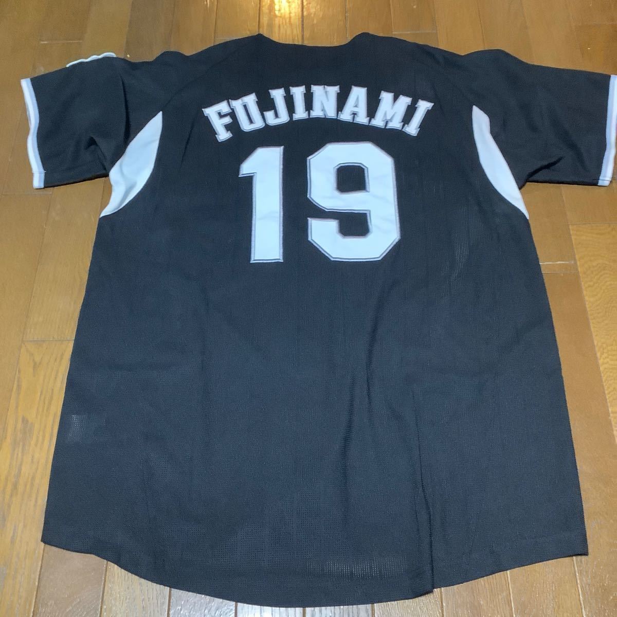 阪神タイガース 藤浪晋太郎 ビジターユニフォーム Oサイズ 未 阪神タイガース 藤浪晋太郎 ビジターユニフォーム Oサイズ 未