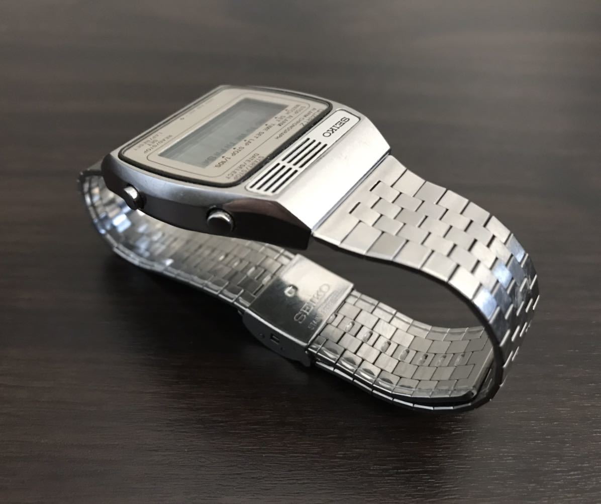 Seiko Digital Quartz アラーム クロノグラフ A159-4000 1977年製 稼働品 セイコー デジタル クォーツ 腕時計 希少品 美品 極美品 _画像9