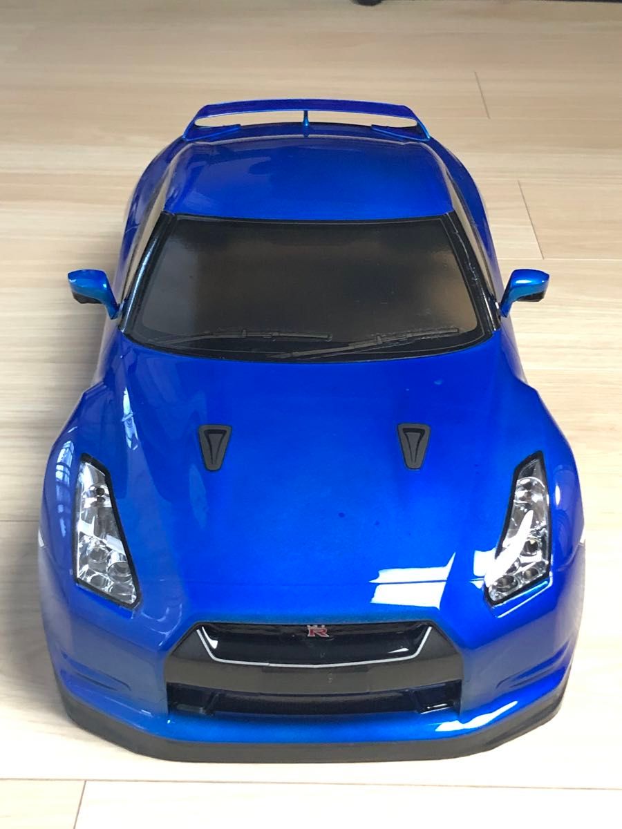 タミヤ　ラジコン　ボディ　1/10RC NISSAN GT-R 塗装済