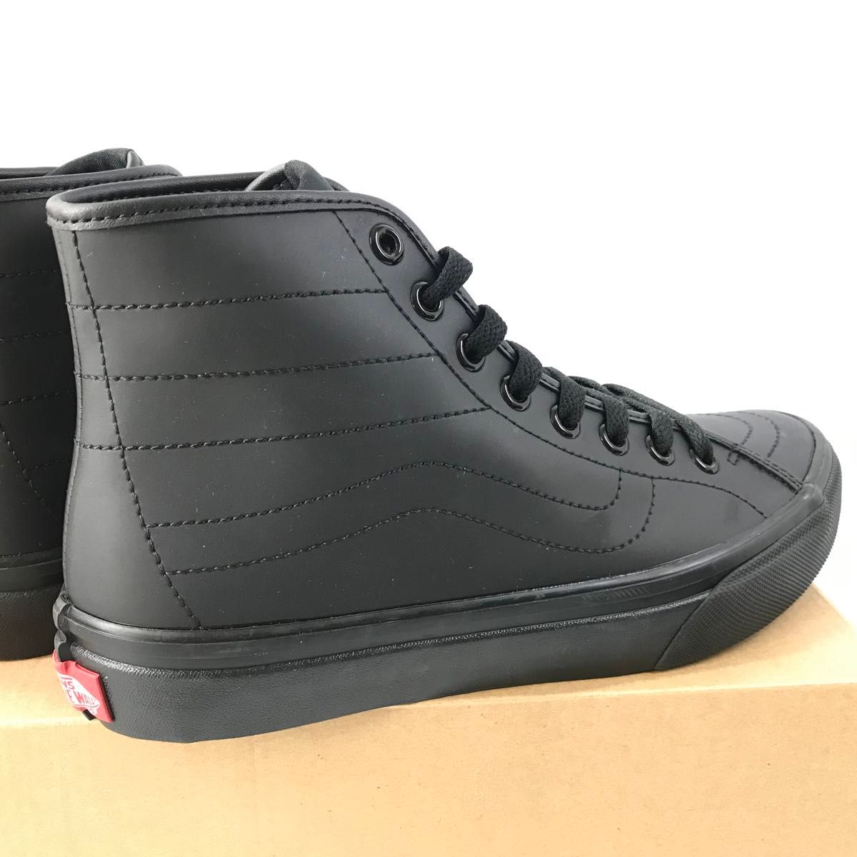 【新品】 防水VANS DECON WR 【23】