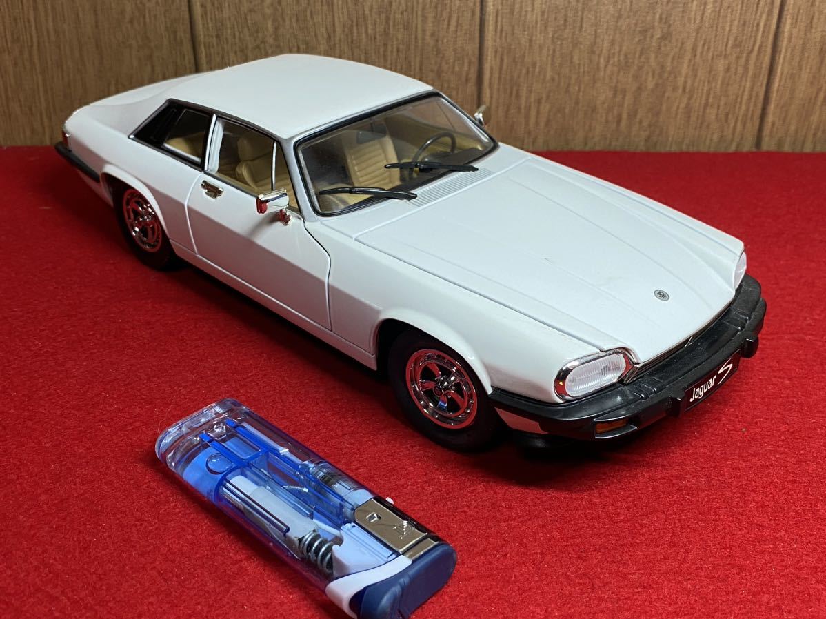 Ｃ３【 1/18 ジャガー XJS 1975 ( イギリス車 ) ダイキャストミニカー 】JAGUAR XJS_画像2