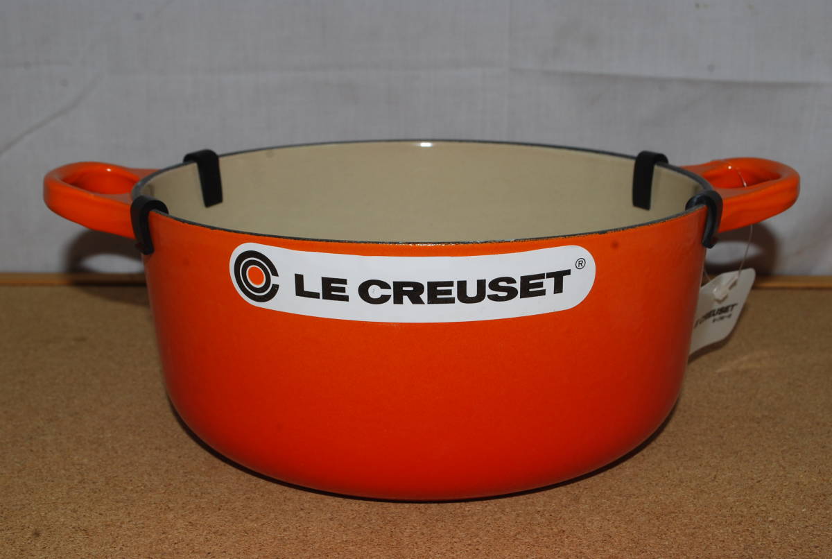 新品 未使用品 LE CREUSET ココット・ロンド 両手鍋 20cm 2.4L オレンジ ルクルーゼ 2501-20-09 Cocotte Ronde _画像6