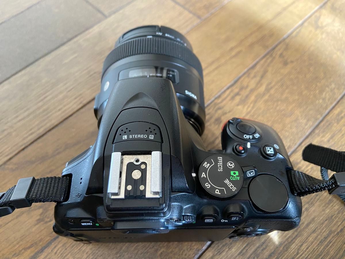 Nikon D5500ダブルズームキット SIGMA 30mm f1.4 などなど デジタル一眼レフカメラ