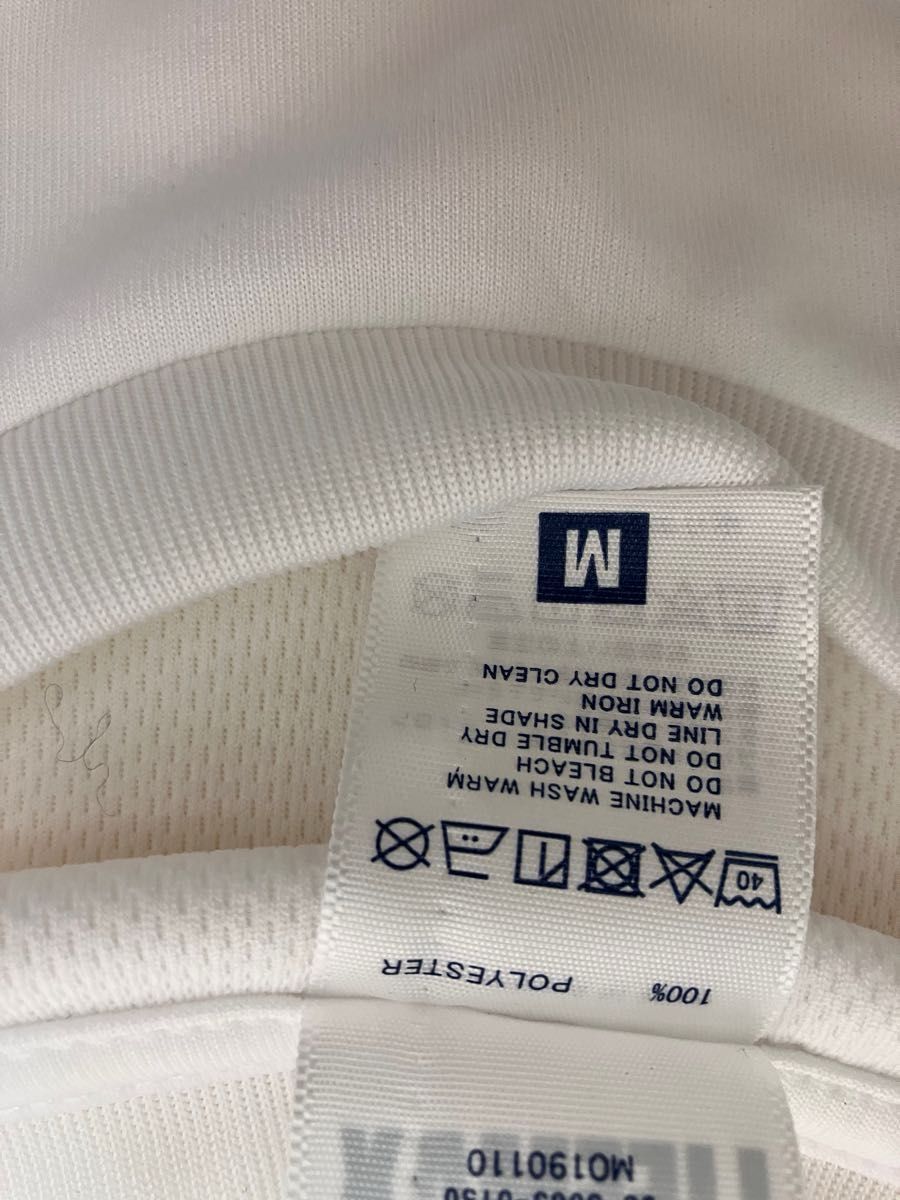 新品　 Tシャツ ホワイト　半袖　ワンポイント　ハート　ポリエステル　ゆったり