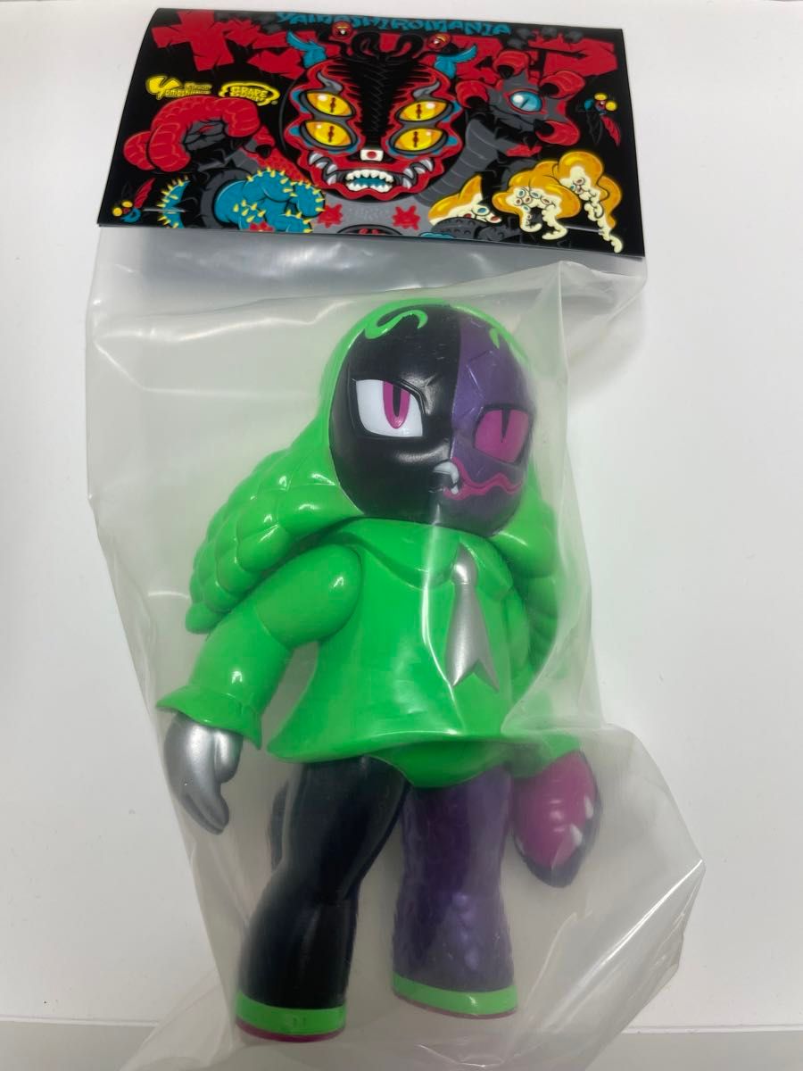 GRAPE BRAIN 蜷局少女 みみみちゃん ソフビ|フィギュア GRAPE BRAIN 蜷局少女 みみみちゃん ソフビ|フィギュア