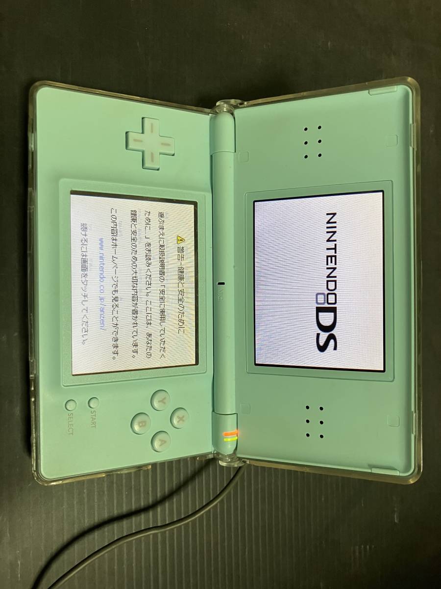 任天堂 ニンテンドー DS Lite 本体 通電確認のみ 箱付無 充電器有 保障対象外 ジャンク品の画像1