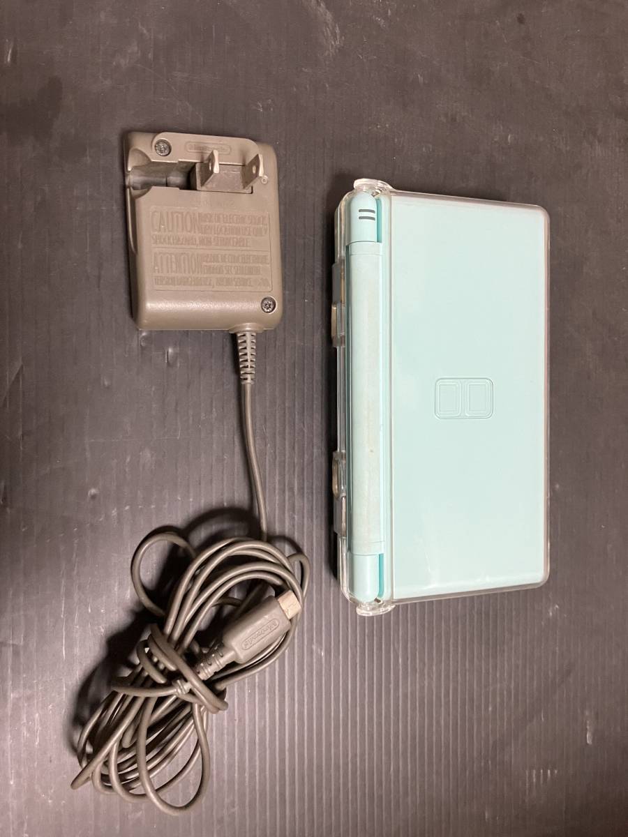 任天堂 ニンテンドー DS Lite 本体 通電確認のみ 箱付無 充電器有 保障対象外 ジャンク品の画像9