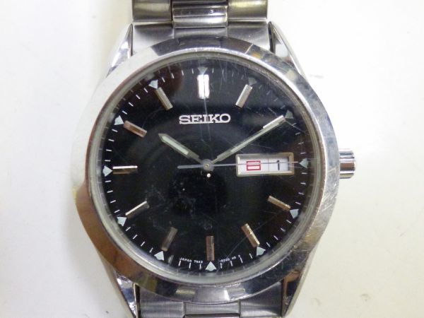 O533-N35-779◎ SEIKO セイコー 7N43-9080 デイデイト 黒文字盤 クオーツ 腕時計 メンズ 現状品①◎_画像2