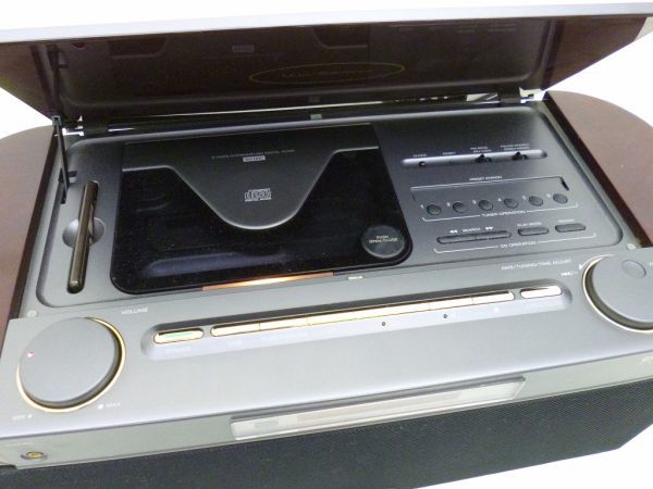 Q063-N29-2648 SONY ソニー D-3000 CELEBRITY セレブリティ CDプレーヤー ジャンク 現状品①_画像3