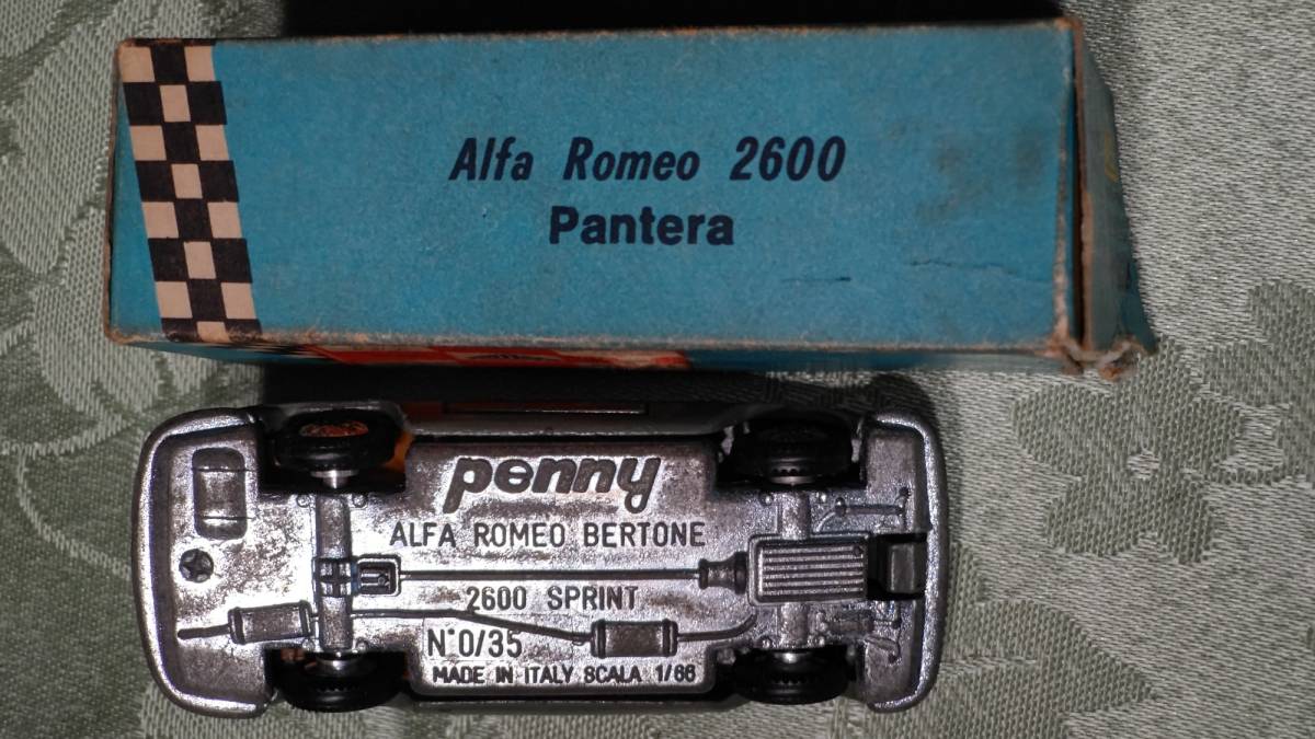 当時物 イタリア製 POLITOYS ポリトイズ POLICAR Penny ペニー ALFA ROMEO BERTONE アルファロメオ ベルトーネ 2600 SPRINT 箱入りの画像4