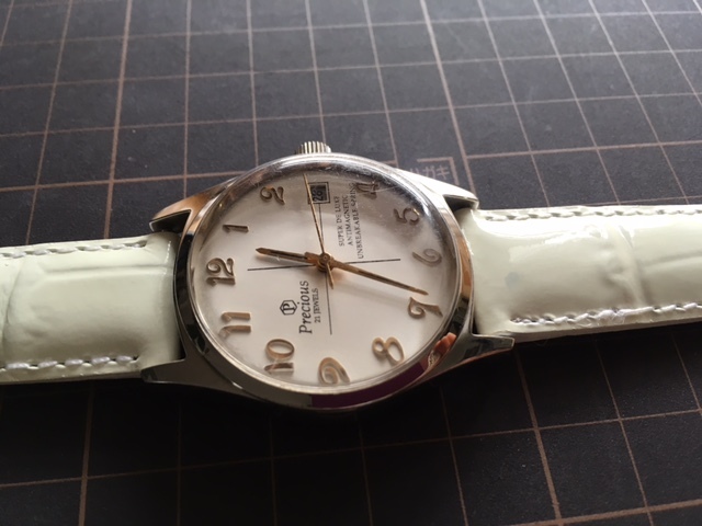 100%正規品 ヴィンテージ レア 良デザイン 良好程度 Precious 腕時計
