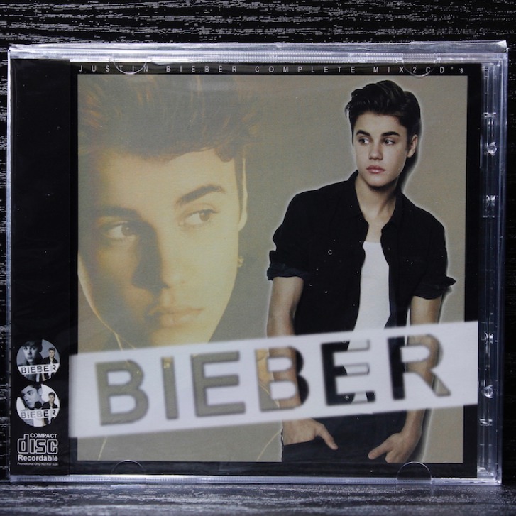 ★Justin Bieber ジャスティン ビーバー 豪華2枚組47曲 完全網羅 最強 Complete Best MixCD【2,200円→大幅値下げ!!】匿名配送_画像2