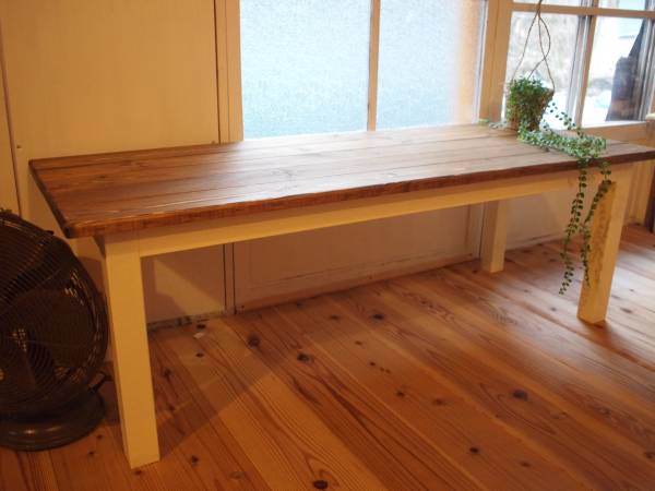 * hand made * Cafe table * white * walnut color *