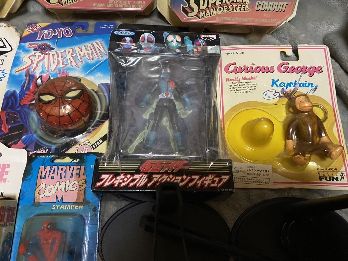 まとめ売り アメコミグッズ フィギュア バービー人形キーチェーン スターウォーズ スーパーマン ダースベイダー スーパーボーイ_画像6