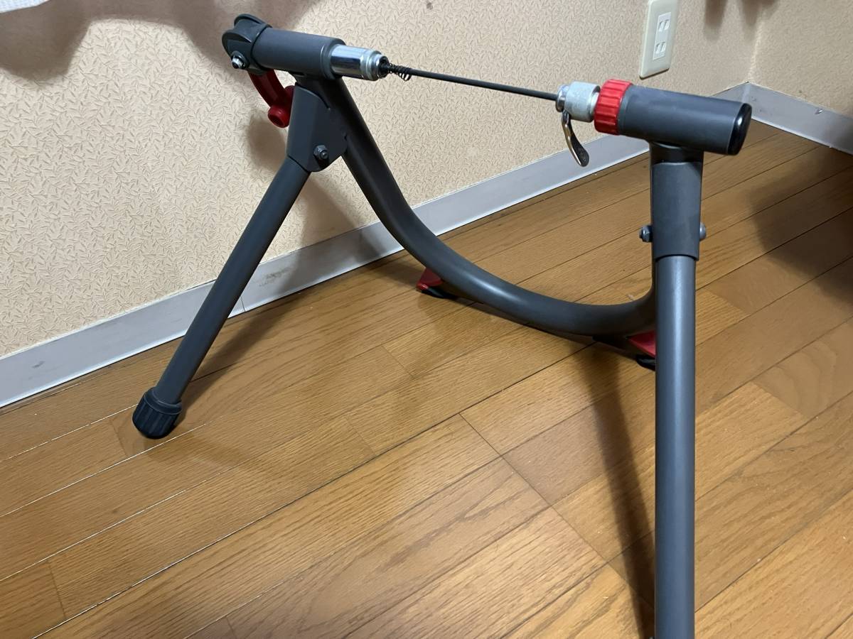 【送料無料】ミノウラ　SS-700　スピニングスタンド　自転車整備台＆展示台　MINOURA_画像3