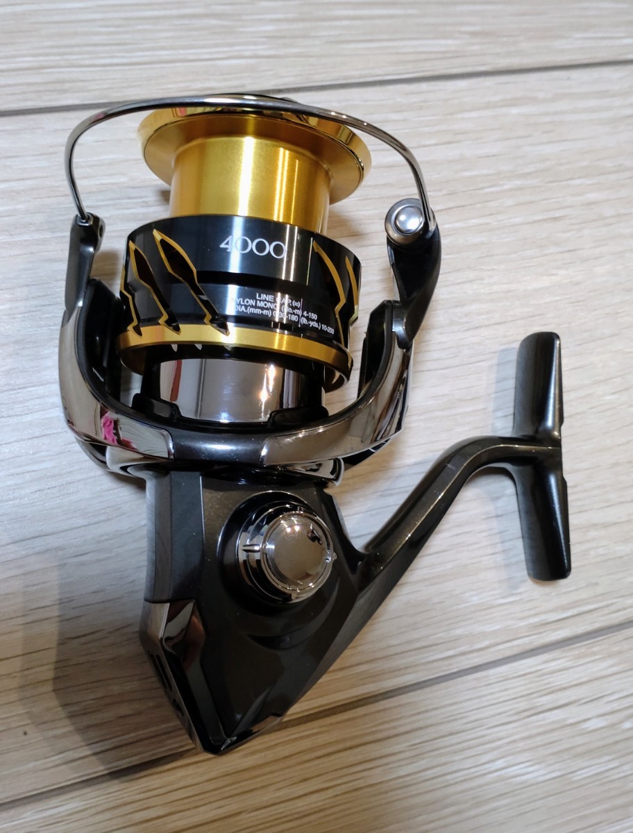 【極美品】シマノ 20ツインパワー4000　/ 　 SHIMANO　ジギング　タイラバ　ショアジギ　SLJ 　ライトジギング_画像5