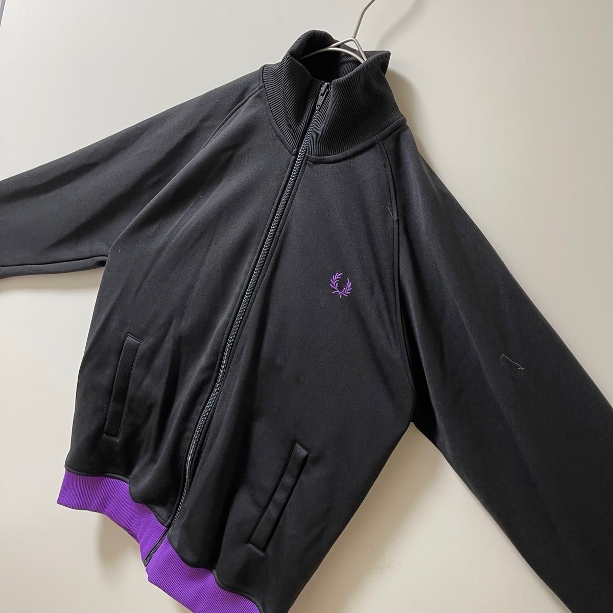 フレッドペリー】刺繍トラックジャケット古着ジャージ月桂樹ビンテージFred黒紫