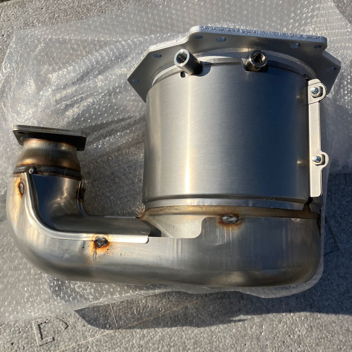 UDトラックス DPF DPD DPR コンドルマフラー アウターシェル Assy マフラー 52215-18308_画像1