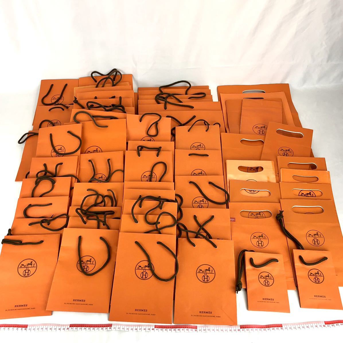 HERMES エルメス ブランド紙袋 ショッパー 60枚以上 オレンジ ショップ袋 紙袋 ブランド Hermes 小物_画像1