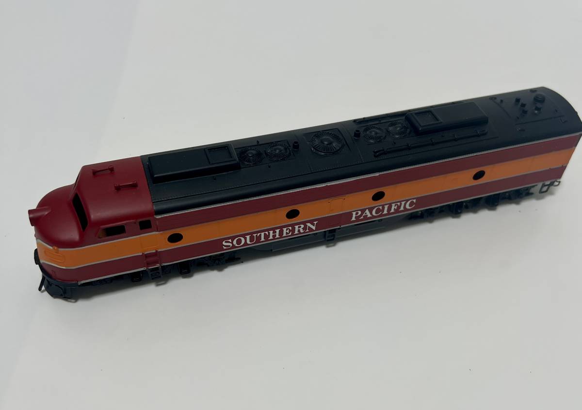 動作未確認 中村精密 HOゲージ EMD E-9 ディーゼル機関車 サザン・パシフィック鉄道 SOUTHERN PACIFIC Ａ＋Ｂユニット_画像2