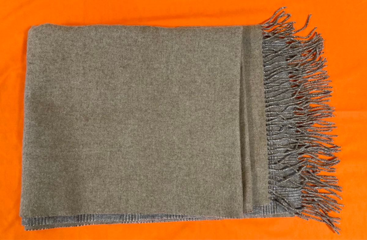 美品】THROW スロー ドゥーズィエムクラス カシミア 大判 美品】THROW スロー ドゥーズィエムクラス カシミア 大判