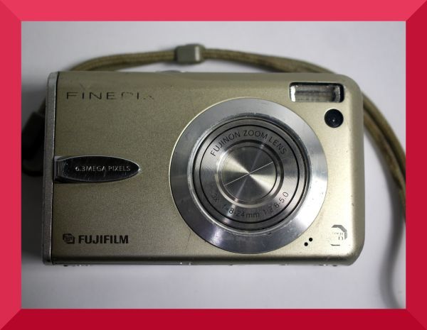 富士フィルム FUJIFILM FINEPIX F30 コンパクトデジタルカメラ W802_画像1