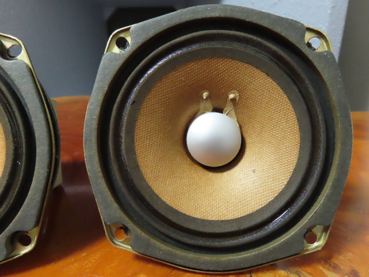 美品　CRYSLER Living Audio　大型磁気回路アルニコ12cmスコーカー　動作品　ペア【D-447】tone quality_画像4