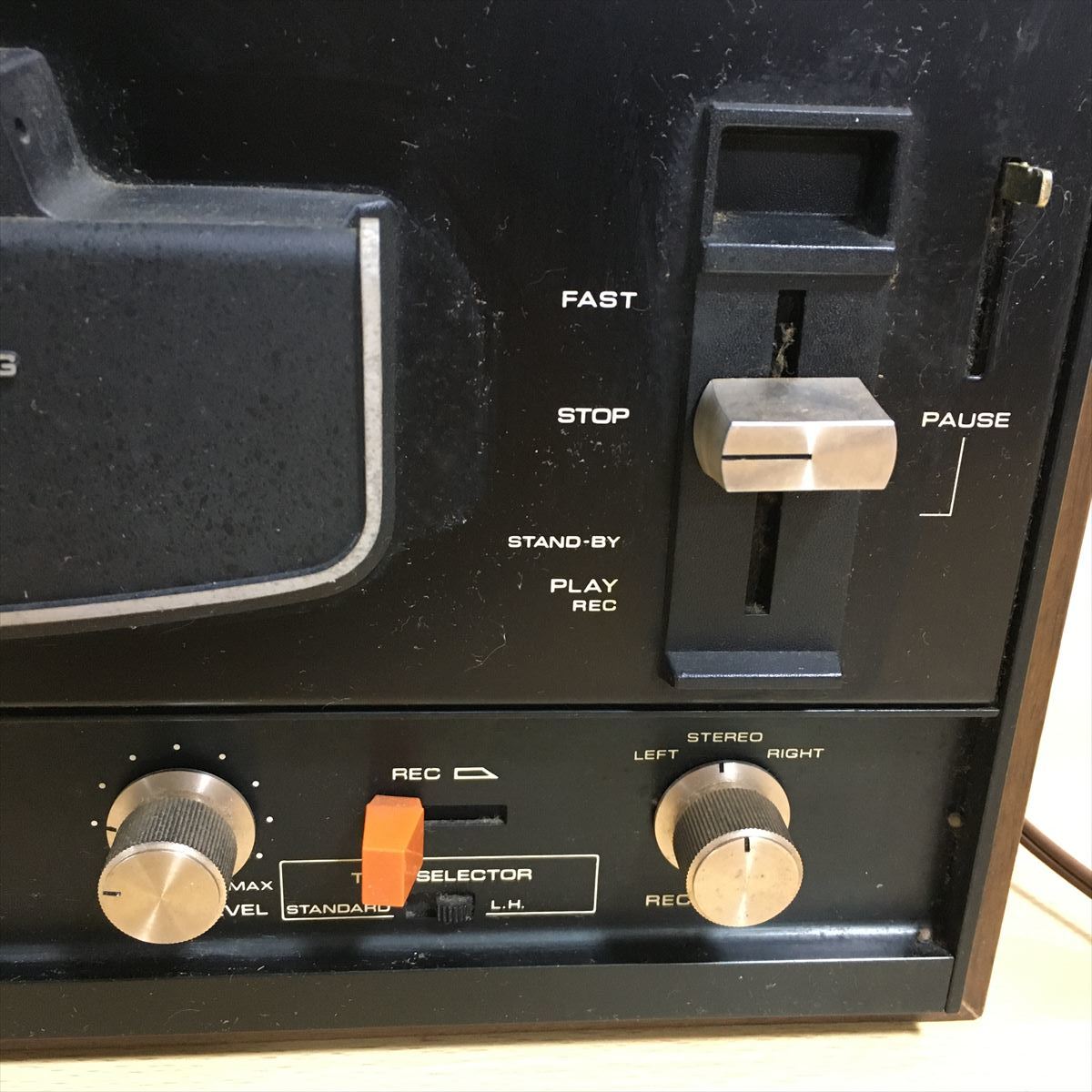 Pioneer RT-61 オープンリールデッキ リールデッキ ステレオテープデッキ オーディオ機器 オーディオ 音響機器 通電確認済み 1 カ 6541_画像3