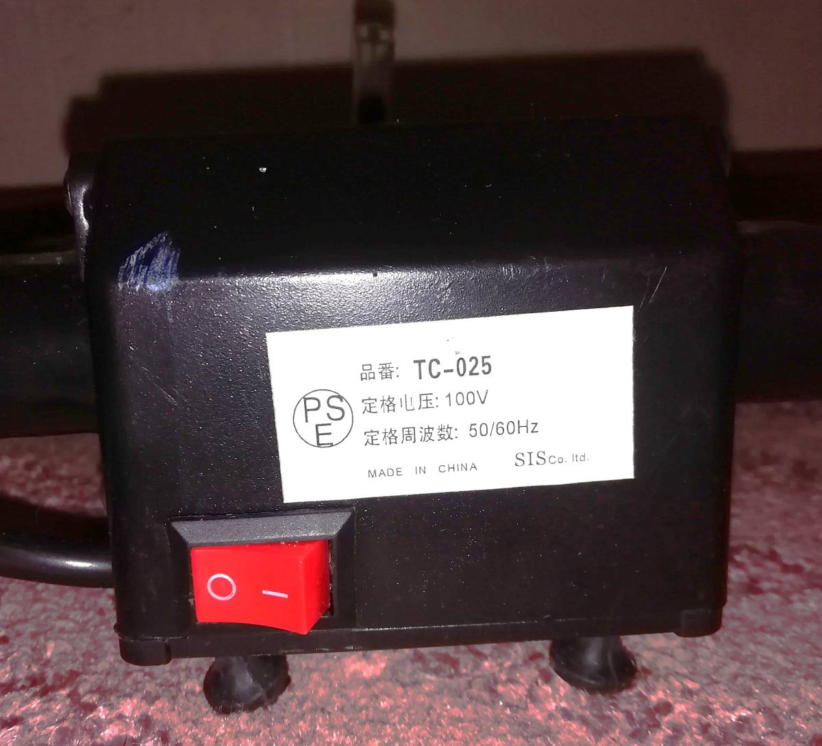 ◎ エアブラシ コンプレッサー プラモデルなどの塗装用 TC-025 定格電圧 100V 定格周波数 50/60Hz PSE認証済_画像3