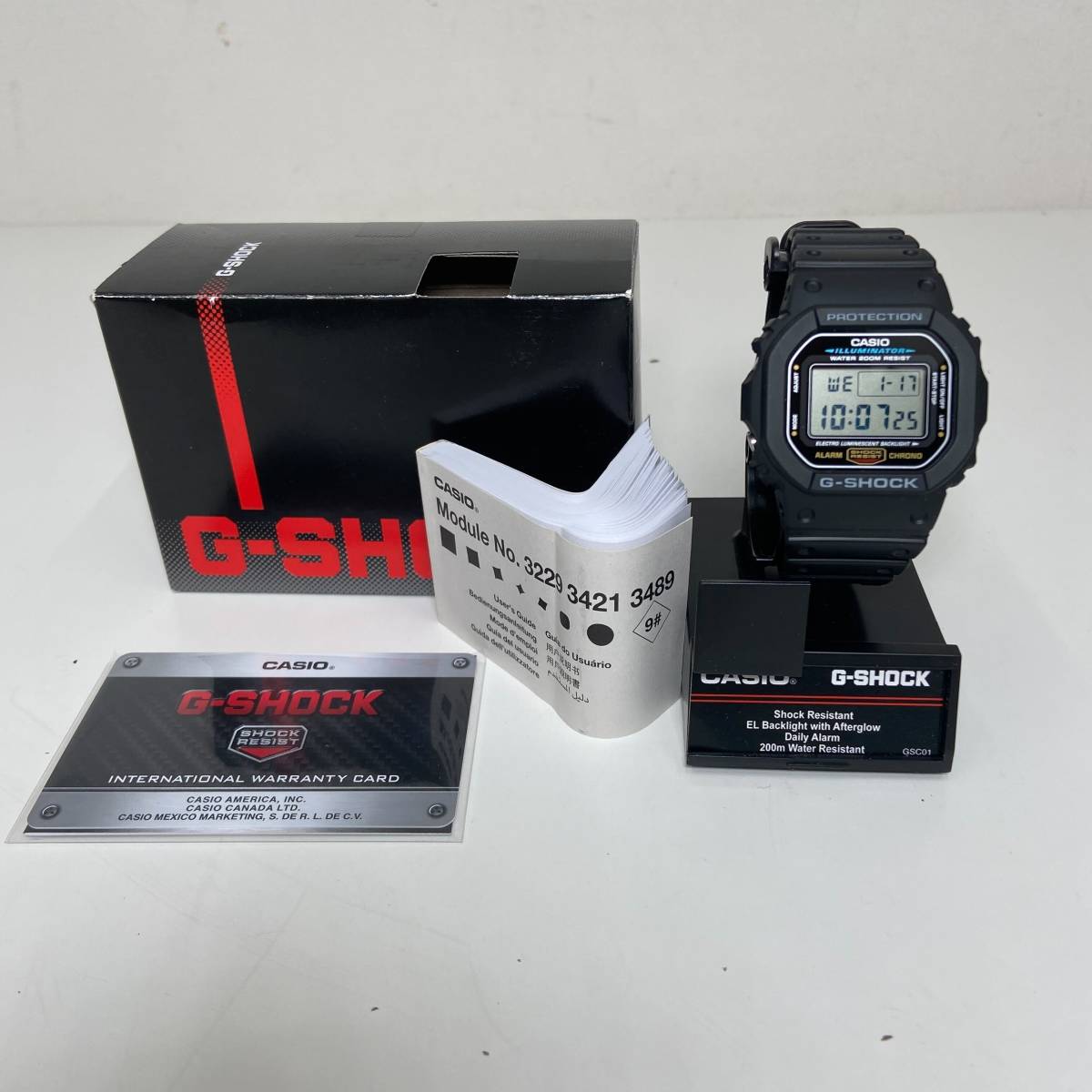 ☆稼働品☆ CASIO カシオ G-SHOCK ジーショック DW-5600E-1 腕時計 クオーツ デジタル カレンダー 多機能 ラバーバンド 防水 【4283】_画像1