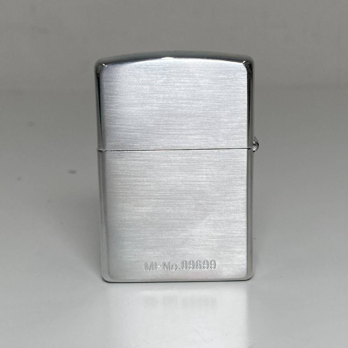 ☆未使用品☆ ZIPPO MILD SEVEN NIPPON マイルドセブン ジッポー ライター シルバー 喫煙具 木箱付 アンティーク タバコ 【4583】_画像3