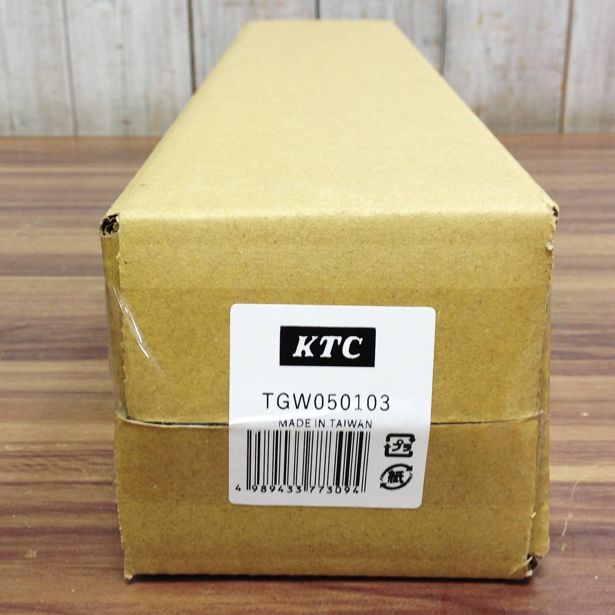 【AH-04364】新品未使用品 KTC 9×12プレセット型トルクレンチ ヘッド交換式セット [10～50N・m] TGW050103_画像2