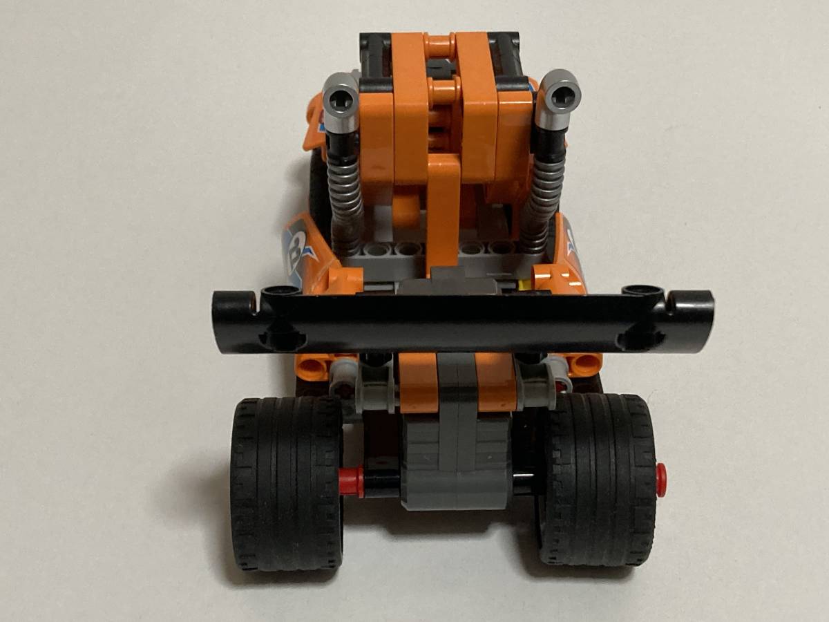 組立済　LEGO TECHNIC　レーシングトラック　42104 左側面のパーツ割れてます　レゴ　テクニック　車　パーツ取　キズ　汚れ　有　_画像5