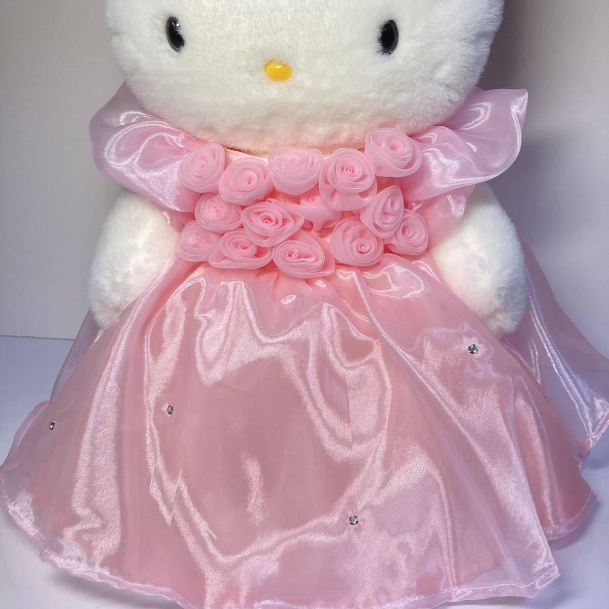 21080円 ☆ハローキティ☆ぬいぐるみ ウェディングドール 特大 21080円 ☆ハローキティ☆ぬいぐるみ ウェディングドール 特大