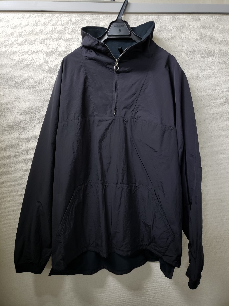 comoli コモリ　製品染　ネイビー　ナイロンアノラック　size4