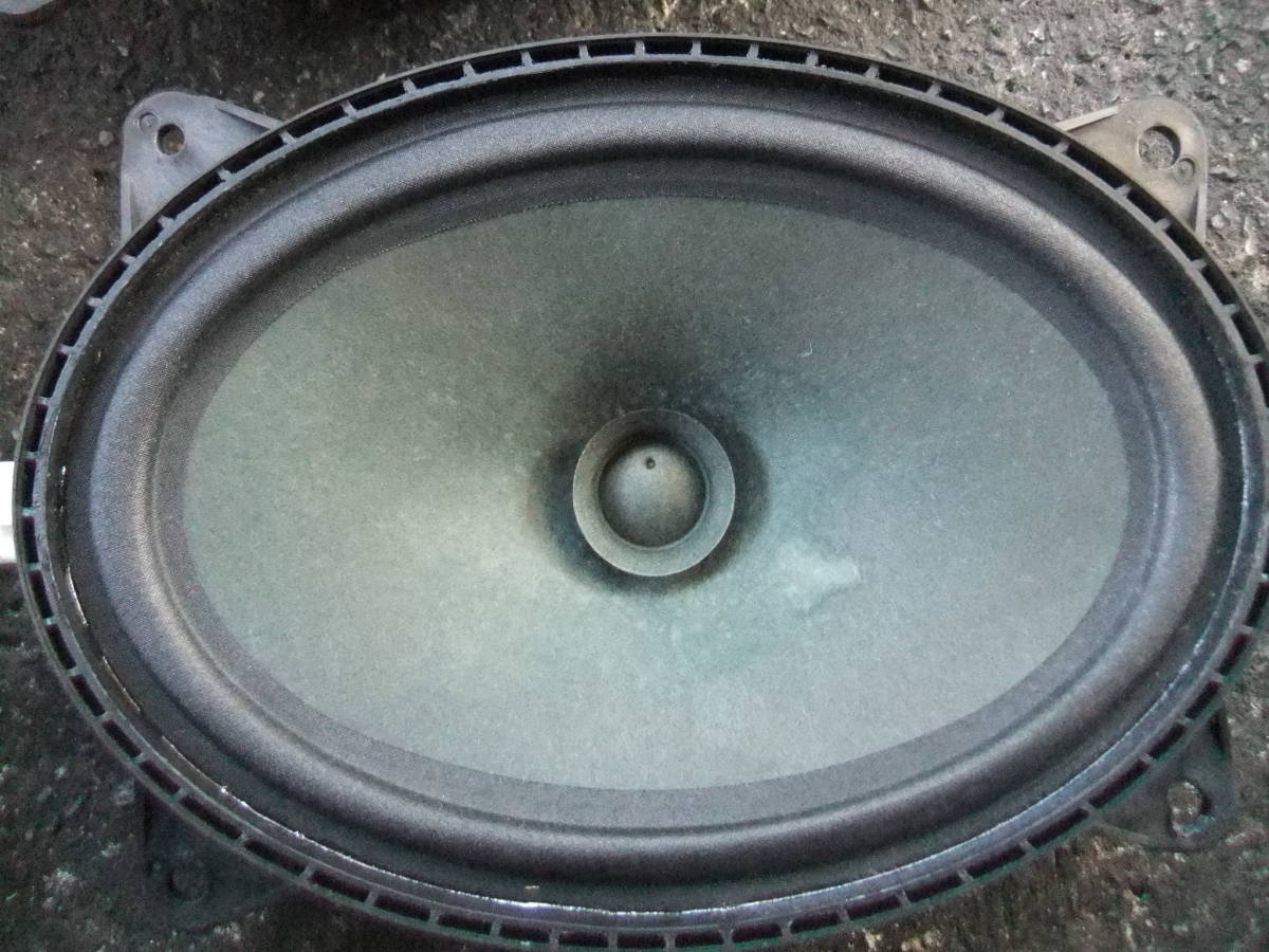ZVW30 Prius F door original . jpy speaker 86160-58240 Max 20W 4Ω operation OK