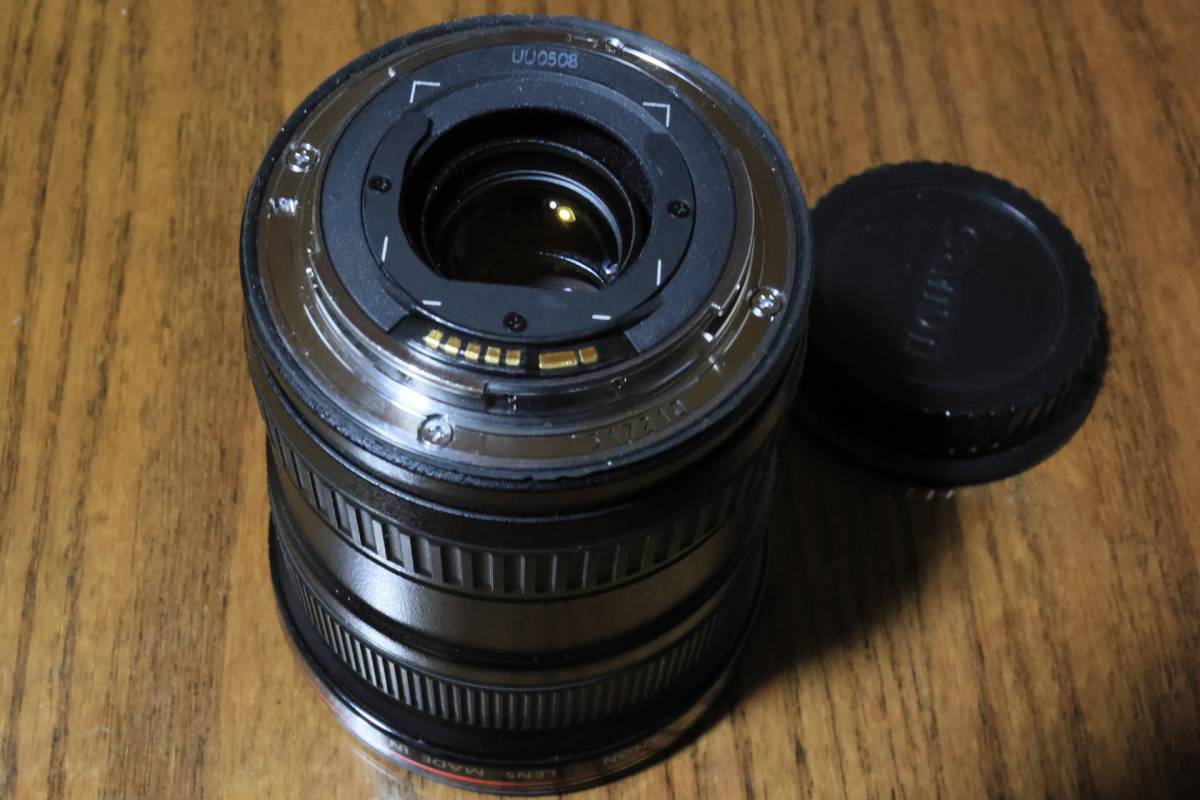 Canon EF17-40mm F4L USM 広角 ズームレンズ 訳アリ品　実用品 一眼レフ　ミラーレスにも_画像3