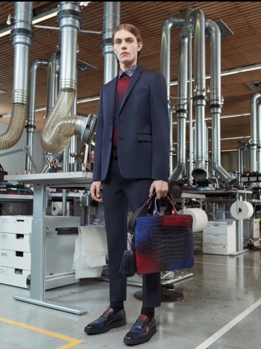 期間限定値下げ 新品 Berluti カシミヤ セットアップスーツ 期間限定値下げ 新品 Berluti カシミヤ セットアップスーツ