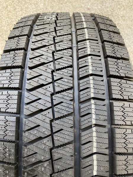 収納袋付 新品 4本セット (LE0001.8) 205/55R16 91S BRIDGESTONE BLIZZAK XG02 ブリザック スタッドレスタイヤ 2021年 205/55/16_画像3