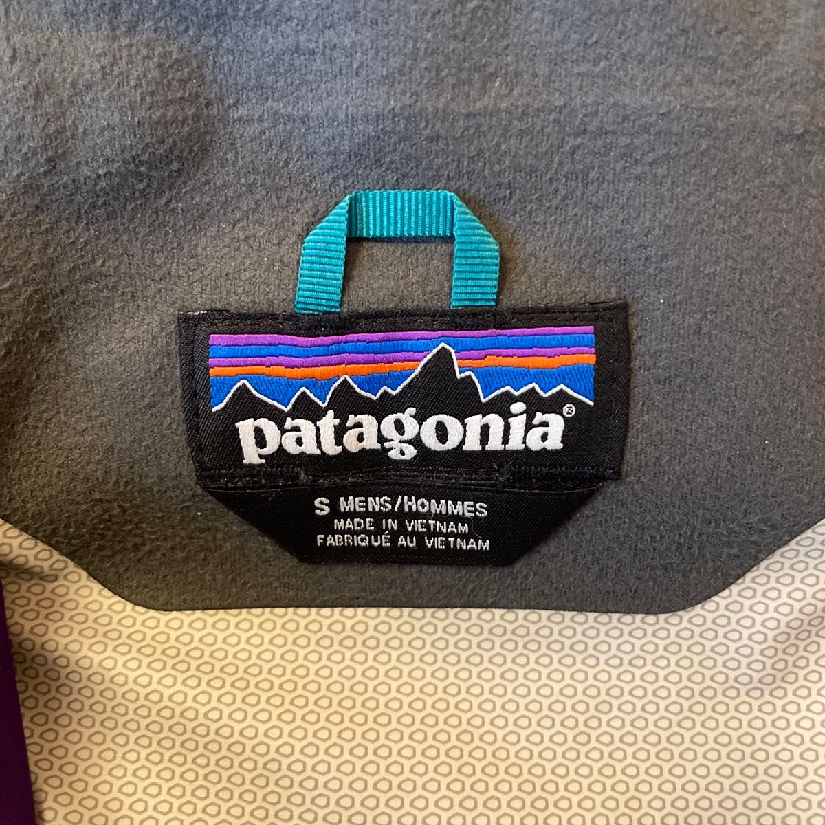 パタゴニア  Patagonia アノラックパーカー　ナイロンジャケット マウンテンパーカー　Ｓサイズ
