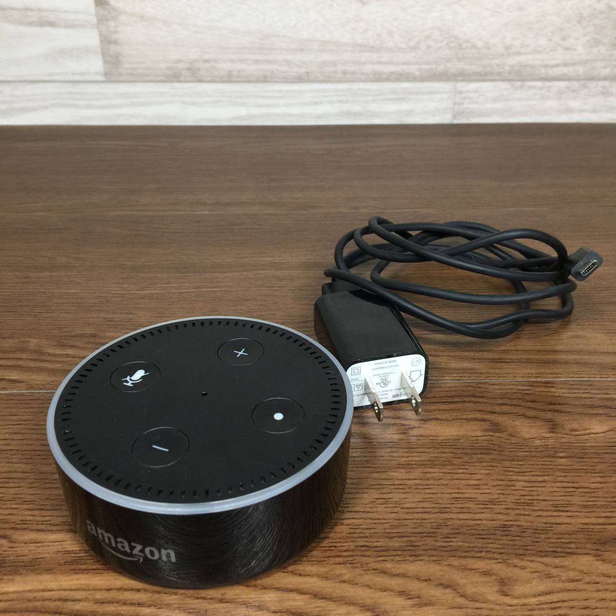 Amazon アマゾン スマートスピーカー Echo Dot 第2世代 RS03QR アダプター・USBケーブル付き_画像1
