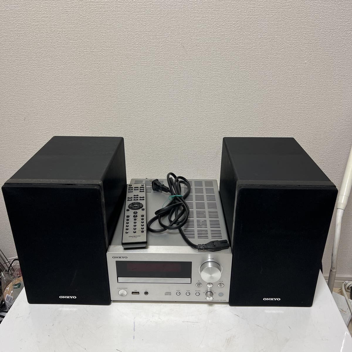 ONKYO CR-555 [スピーカー型番:D-055] スピーカー 音出可 CDの再生動作確認しました 現状品_画像3