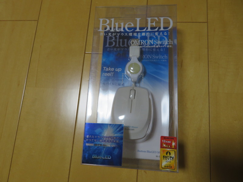 【新品】ELECOM 3ボタン ケーブル巻取式USB接続 BlueLEDマウス M-BL1UBWH_画像1