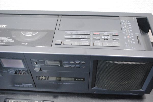 SHARP シャープ QT-83CD リモコンあり ラジカセ CDはエラー表示 カセットは作動はしましたが音が出ない rajioは音出ました ジャンク_画像4