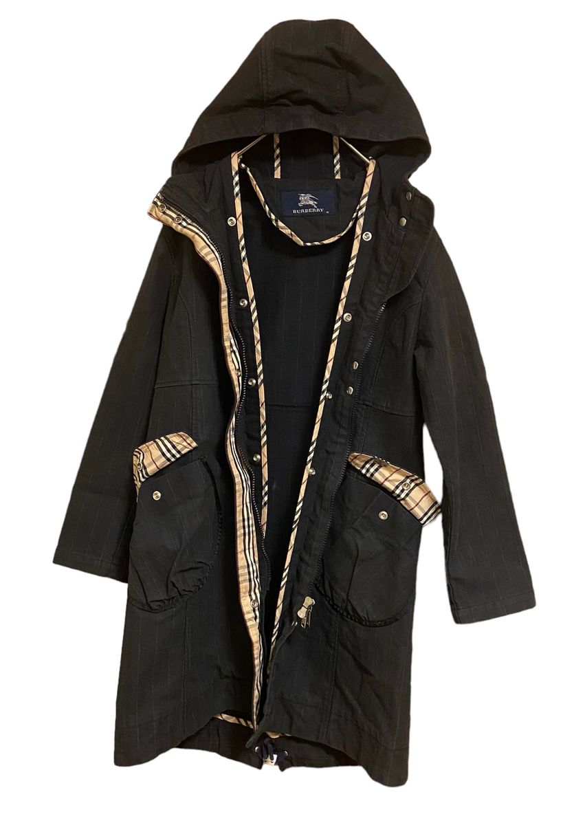 BURBERRY バーバリー フード コート C W F (フランス)社製 BURBERRY バーバリー フード コート C W F (フランス)社製