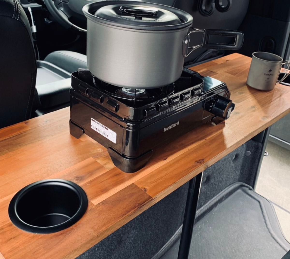 キャラバン NV350 セカンドテーブル アカシア材 カップホルダー キャラバン NV350 セカンドテーブル アカシア材 カップホルダー