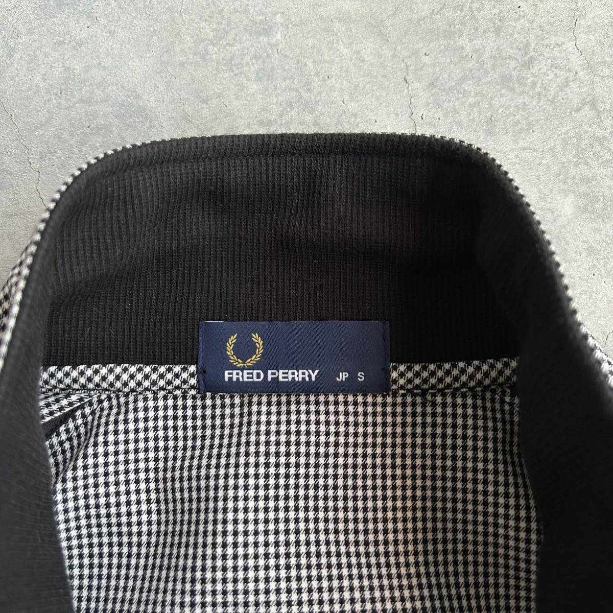 美品 FRED PERRY スイングトップ ブルゾン 千鳥格子 ギンガム 美品 FRED PERRY スイングトップ ブルゾン 千鳥格子 ギンガム