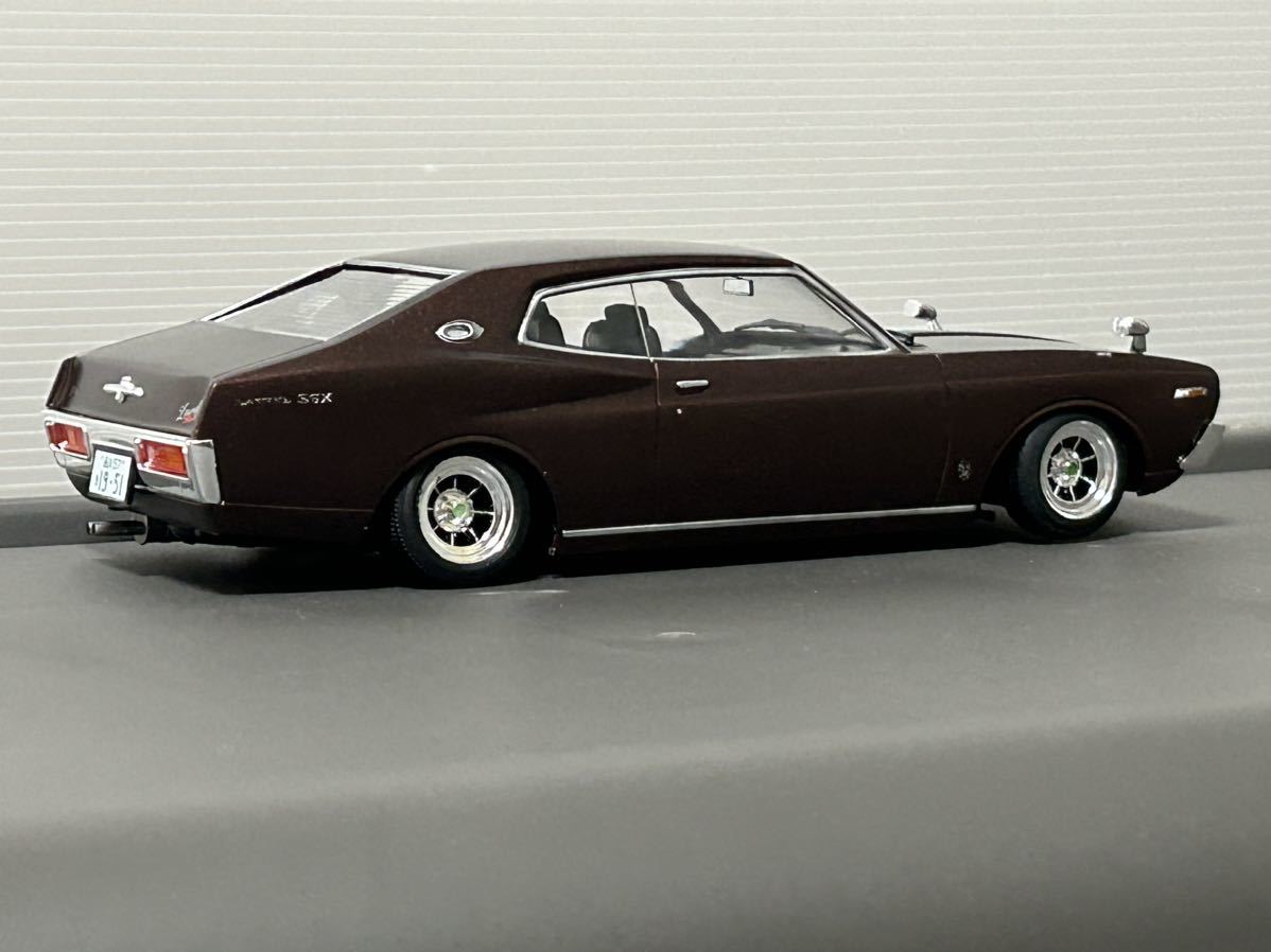 アオシマ 1/24 日産ローレル SGX プラモデル ピラー修正 完成品 旧車_画像2