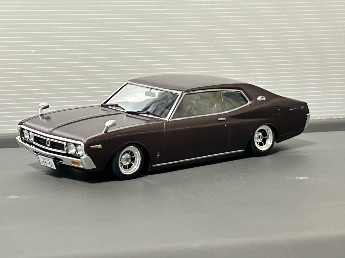 アオシマ 1/24 日産ローレル SGX プラモデル ピラー修正 完成品 旧車_画像1