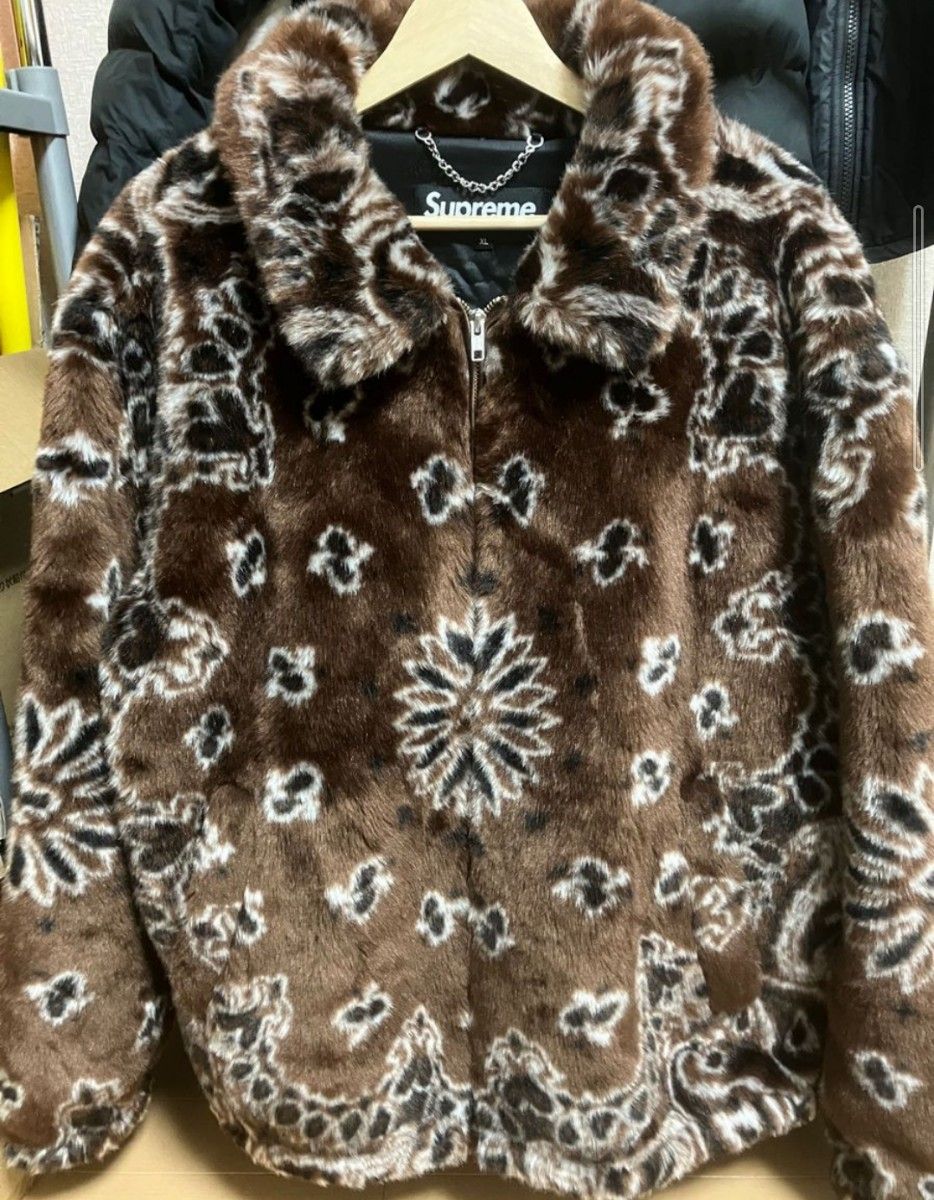 Supreme Bandana Faux Fur Bomber Jacket XL|Yahoo!フリマ(旧 Supreme Bandana Faux Fur Bomber Jacket XL|Yahoo!フリマ(旧